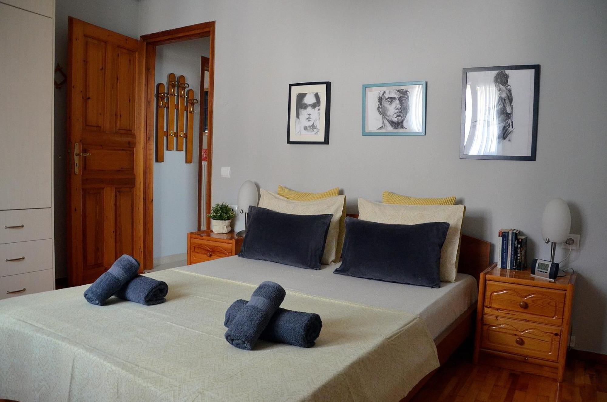Apartment Family And Relaxing House In A Village Rodotopi