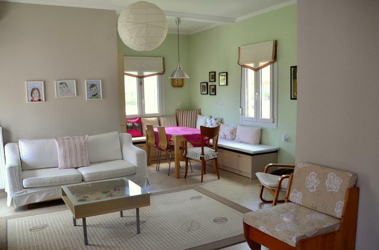 Family And Relaxing House In A Village Apartment